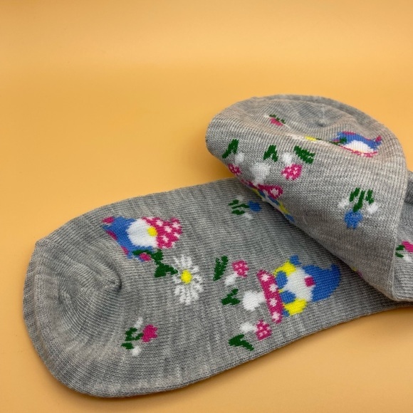 Gnome Mushroom No-show Socks, One Size, NWT - Picture 6 of 6